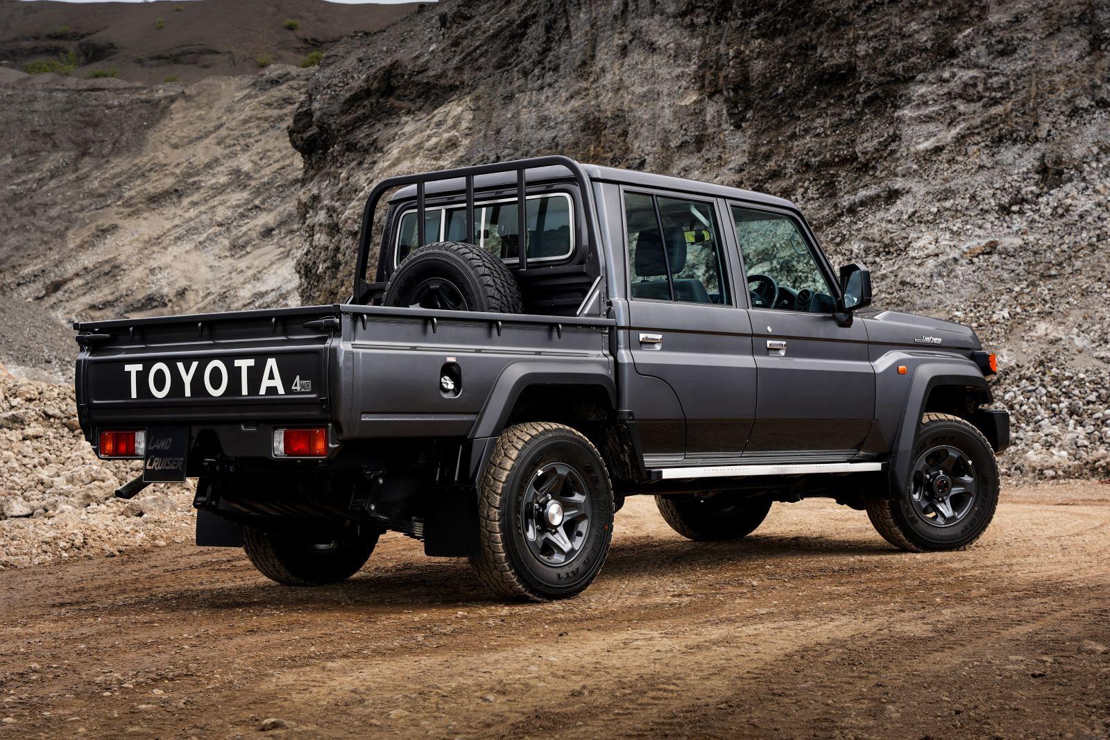 24 Land Cruiser2