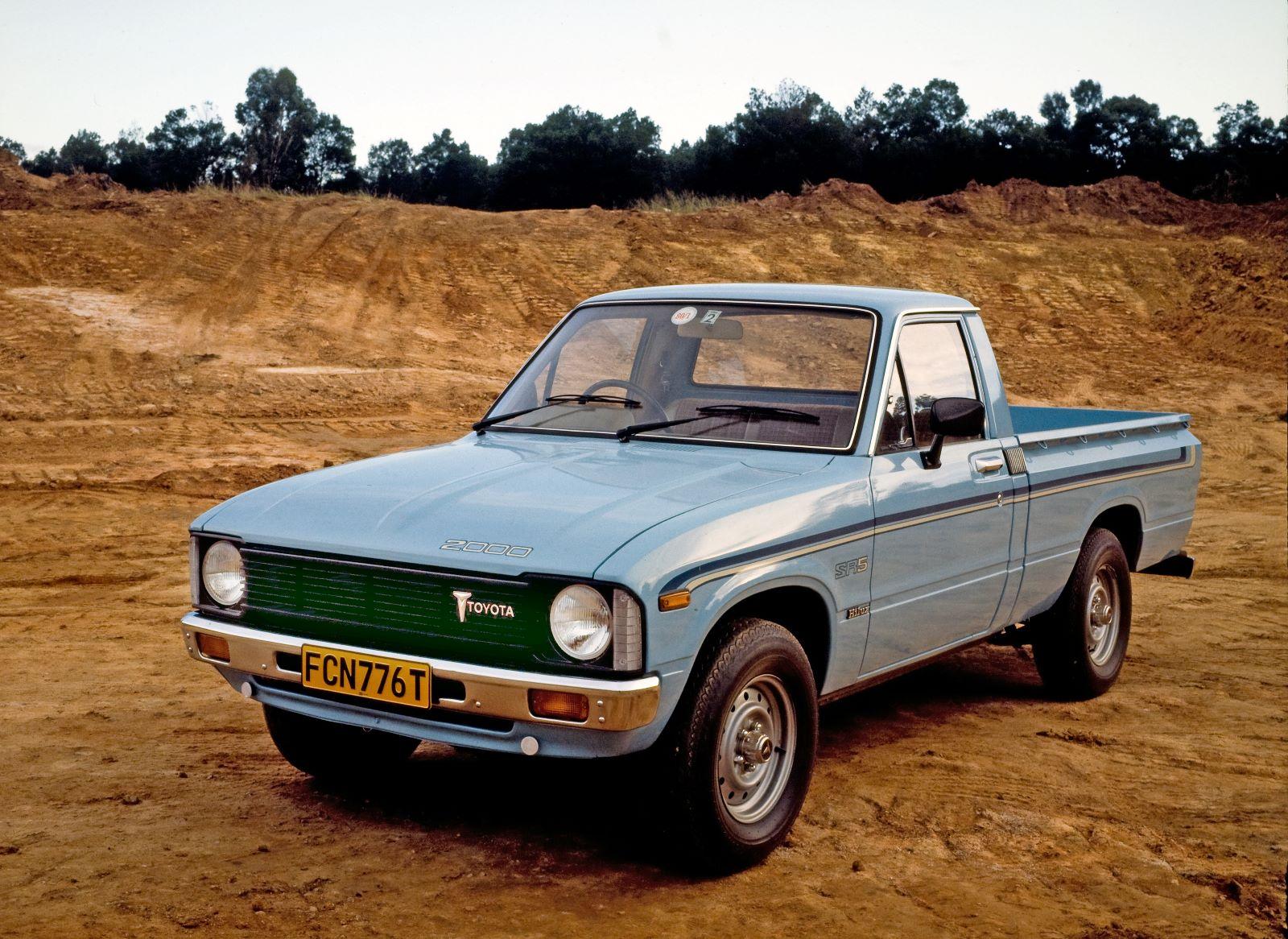26 Hilux Record4