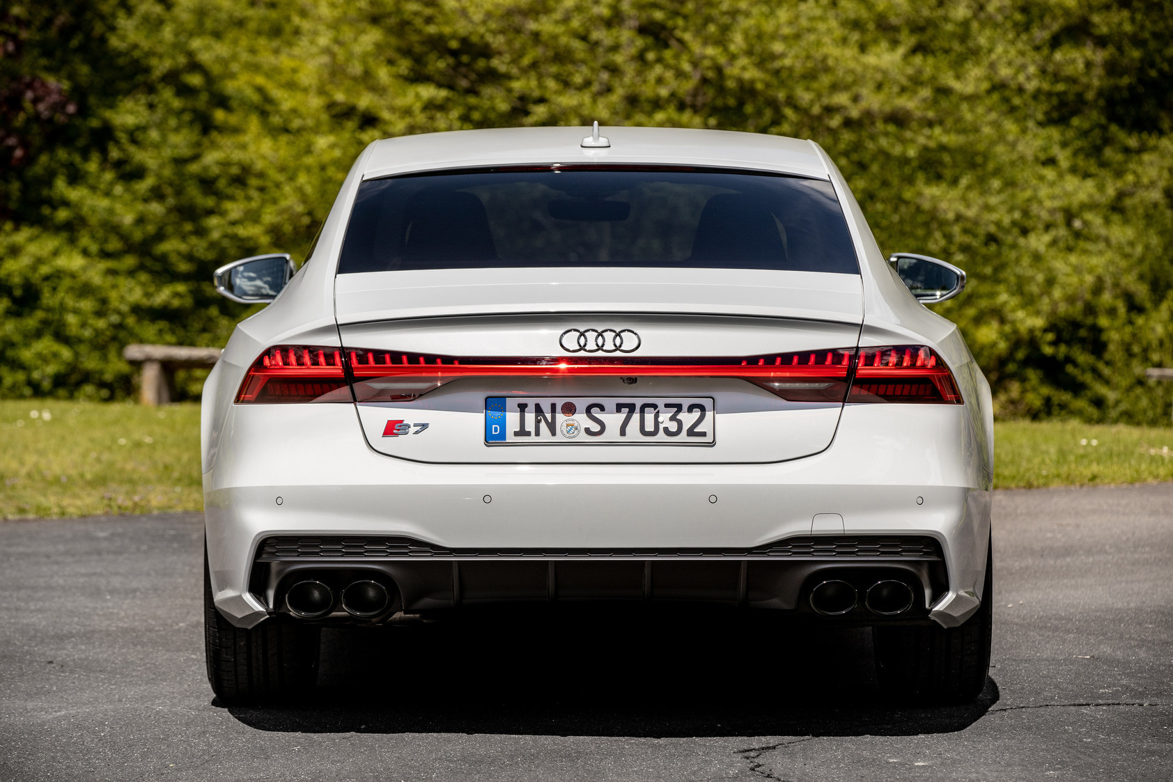 Audi S7 4