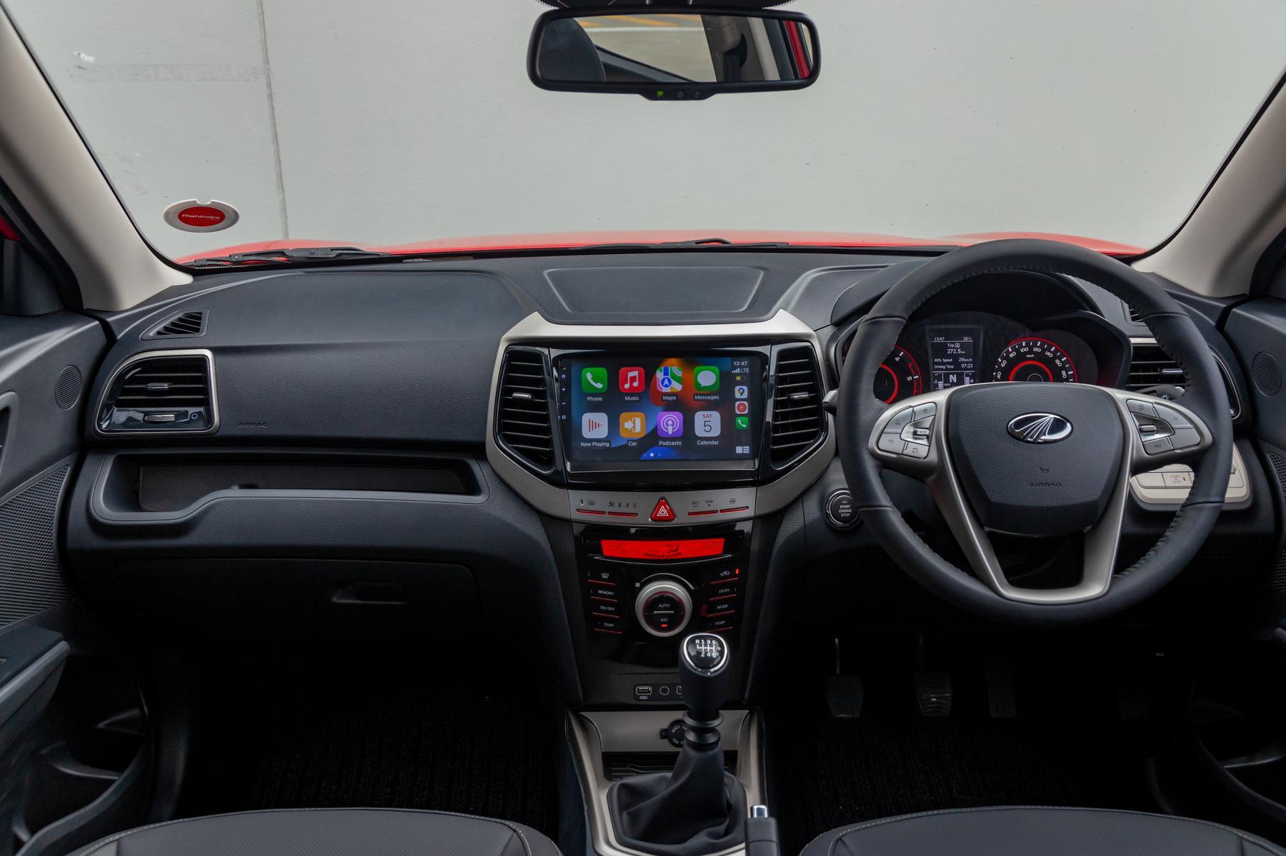 Copy of Mahindra XUV Interior 21 1800x1800