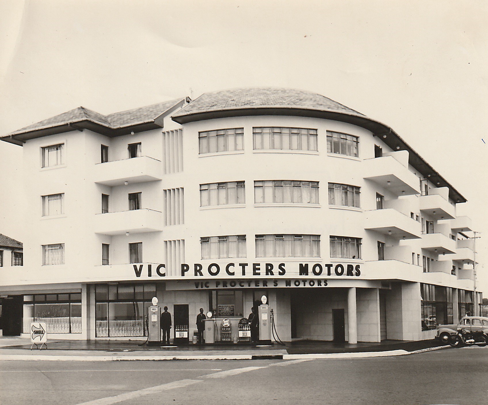 Vic Proctor Motors 2