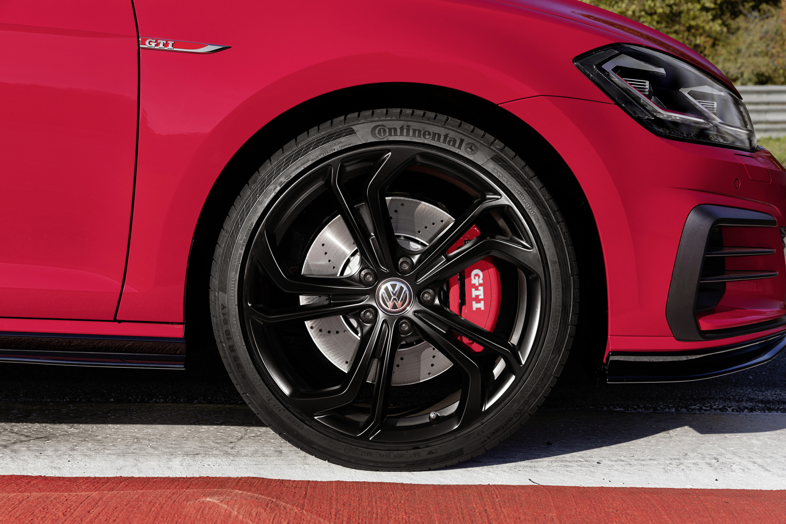 Volkswagen Golf GTI TCR Detail 002