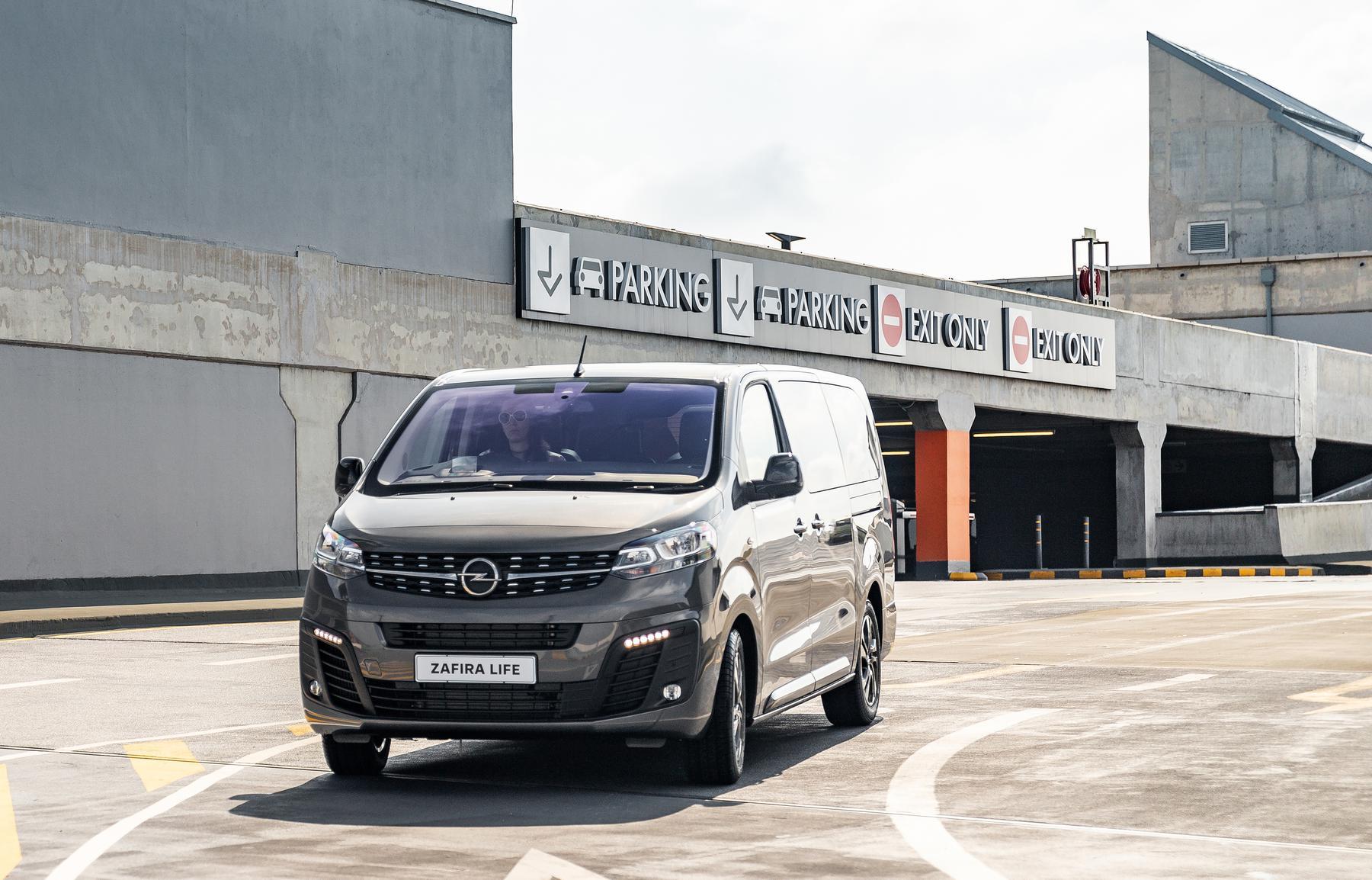 Zafira Life L 53 1800x1800
