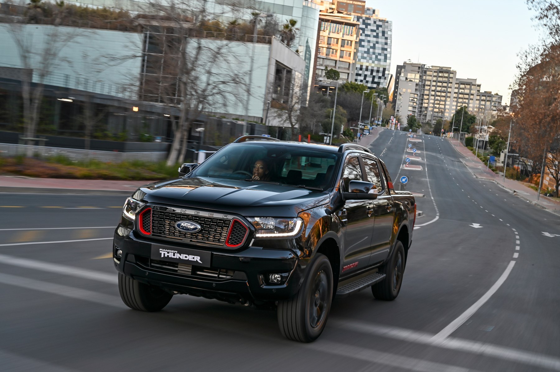 Ford ranger thunder 040 1800x1800