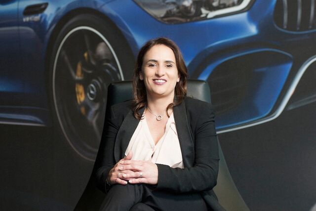 Alex Boavida blue car