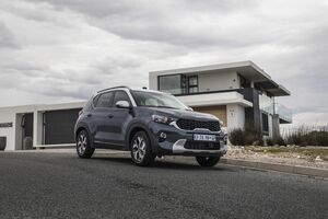 22 Kia Sonet Turbo 59