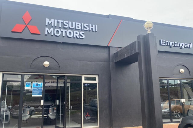 22 Mitsubishi Juliana1