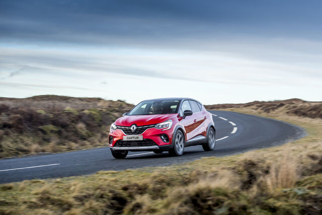 Renault Captur MY22 Driving QF1 30