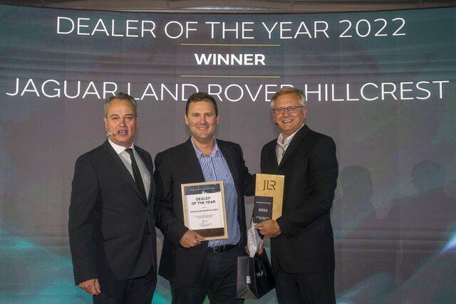 23 JLR1awards1