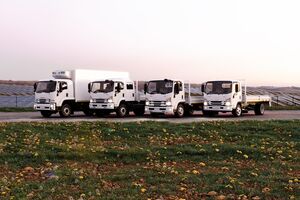 24 Isuzu T1