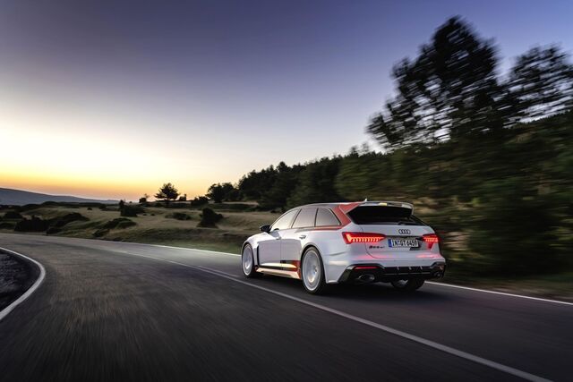 24 Avant RS1