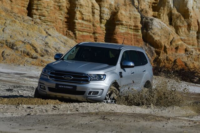 Ford everest xlt 356 1800x1800