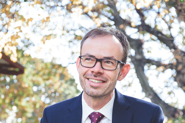 Prof Waldo Krugell