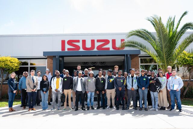 25 Isuzu Nelson1