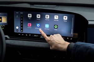 26 Audi Apps1
