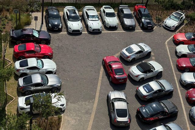 26 Nissan Club1