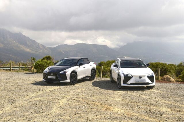 26 Lexus RZ1