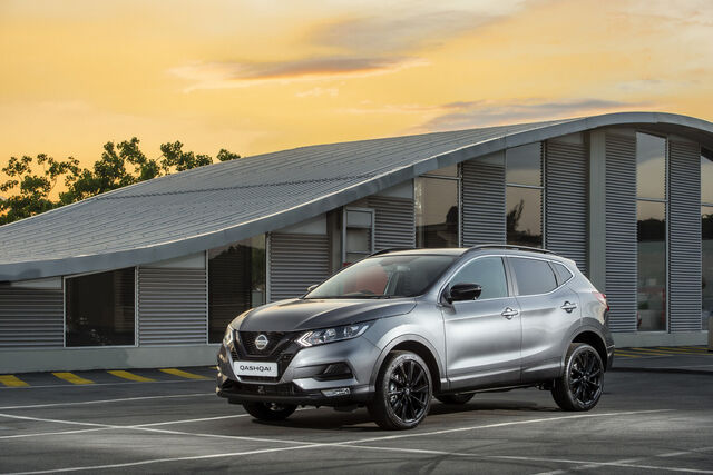 Nissan Qashqai Midnight 303