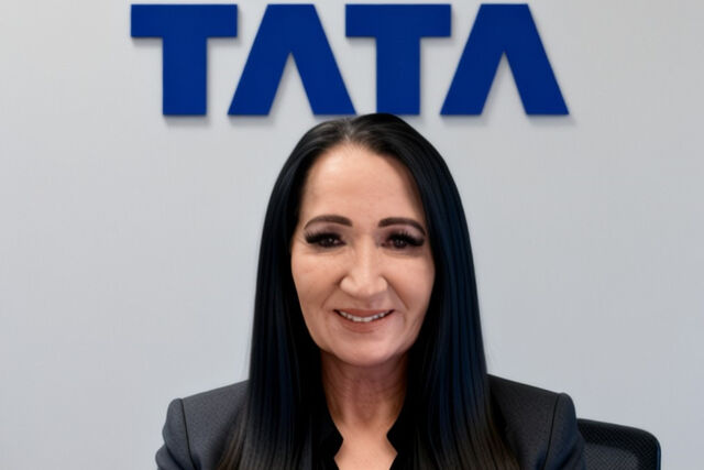 26 Daphe Tata1