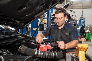 Ford launches apprenticeship to address dealership skills shortage