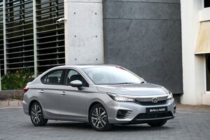 Honda ballade 026 1800x1800